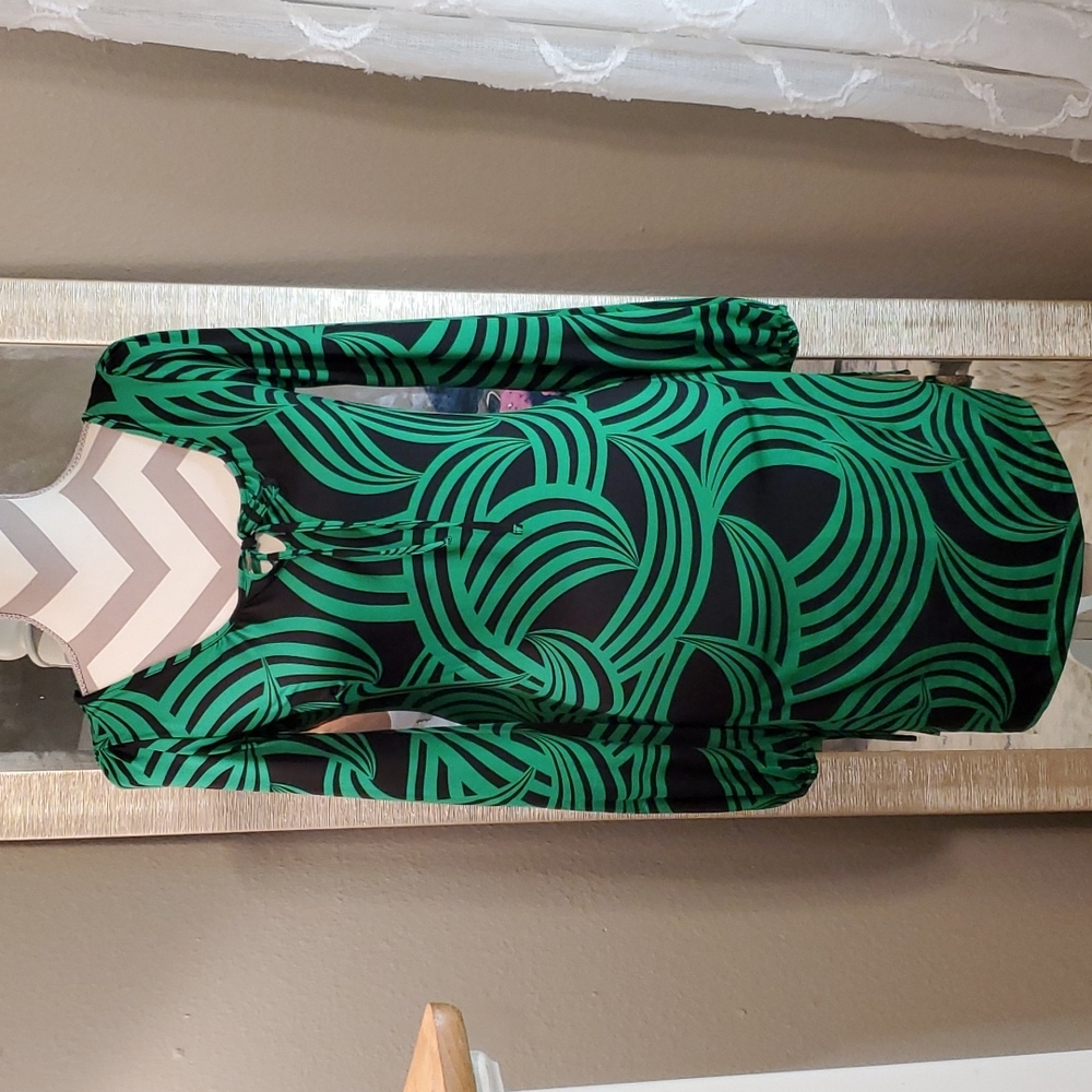 Funky 70's Style Dress Geometric Long Sleeve Form Fitting